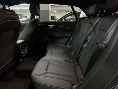 Used 2025 Audi Q8 Premium Plus w/ Premium Plus Package image 12