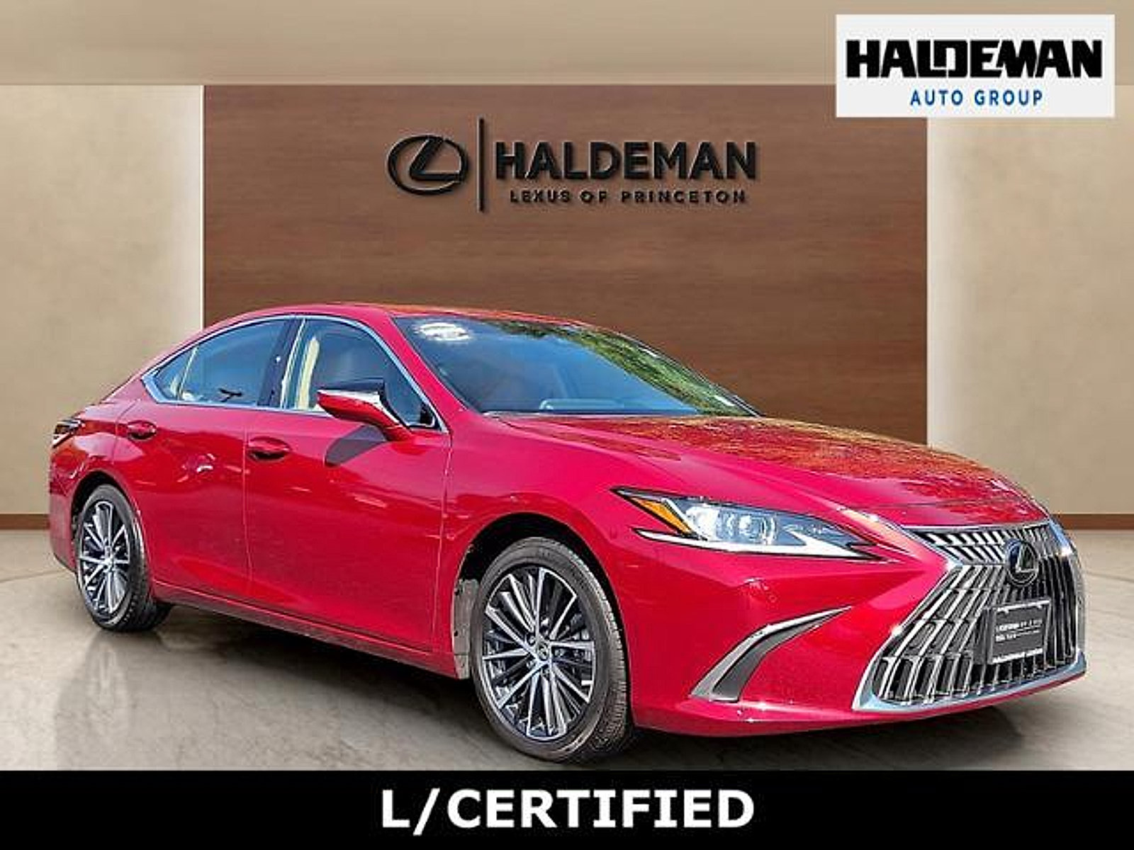Used 2024 Lexus ES 350 w/ Premium Package FWD image 1
