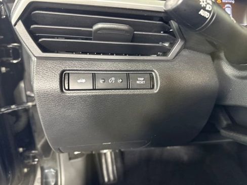 Used 2020 Nissan Altima 2.5 SR w/ Premium Package image 19