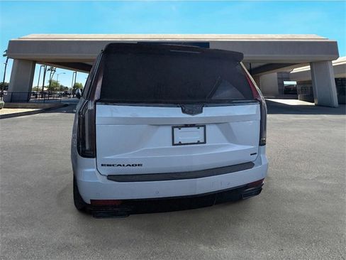 Used 2021 Cadillac Escalade Sport w/ Driver Assist Tech Package image 6