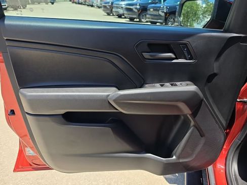 Used 2024 Chevrolet Colorado Trail Boss w/ Technology Package AWD/4WD image 17