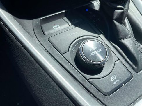 Used 2024 Toyota RAV4 XSE image 42