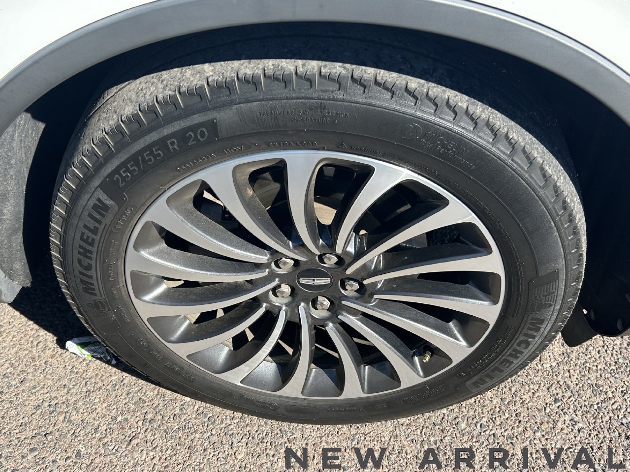 Used 2023 Lincoln Aviator Reserve w/ Elements Package Plus RWD image 5