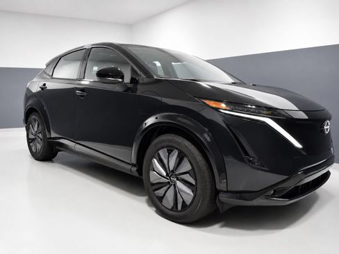 Certified 2024 Nissan Ariya AWD image 7