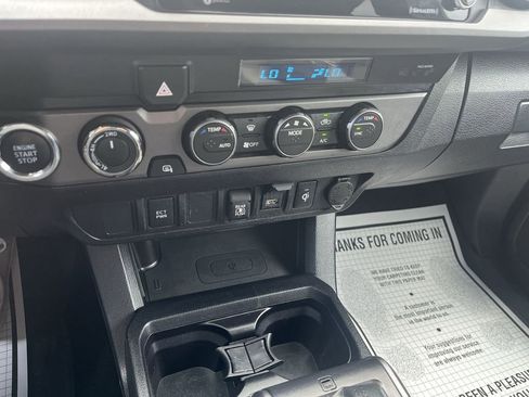 Used 2021 Toyota Tacoma TRD Off-Road w/ Blackout Package (TMS) AWD/4WD image 11