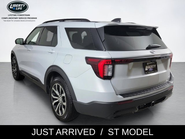 Used 2026 Ford Explorer ST-Line AWD/4WD image 5