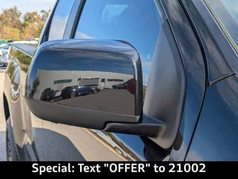 Used 2018 GMC Canyon SLE w/ SLE Convenience Package image 11