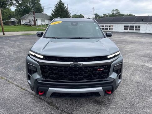 Used 2026 Chevrolet Traverse Z71 w/ Enhanced Driving Package AWD/4WD image 2