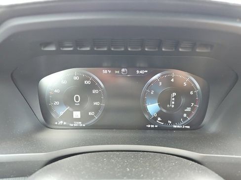 Used 2021 Volvo XC90 T6 Inscription w/ Lounge Package image 8