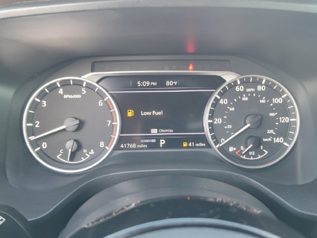 Used 2023 Nissan Rogue SV FWD image 7