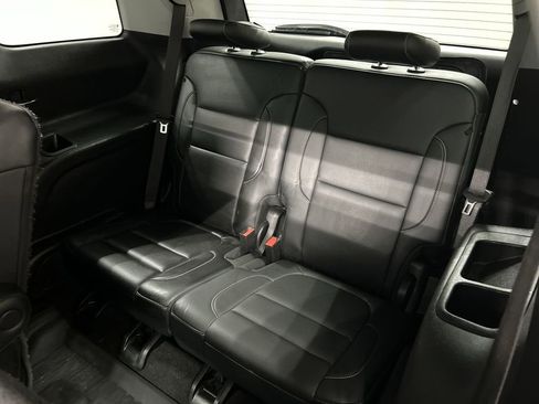 Used 2021 GMC Acadia SLT w/ Elevation Edition AWD/4WD image 21