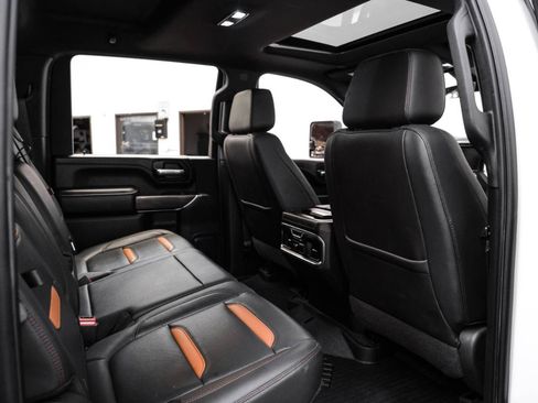 Used 2020 GMC Sierra 2500 AT4 w/ AT4 Premium Package AWD/4WD image 37