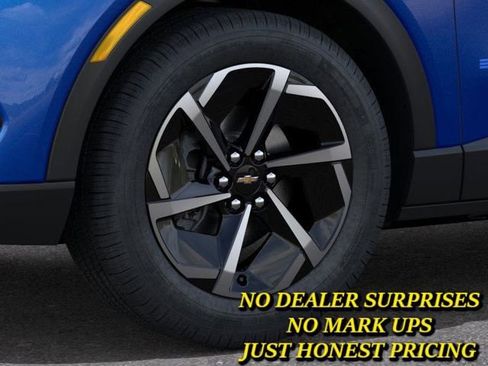 New 2026 Chevrolet Equinox EV LT w/ LPO, All-Weather Mat Package image 9