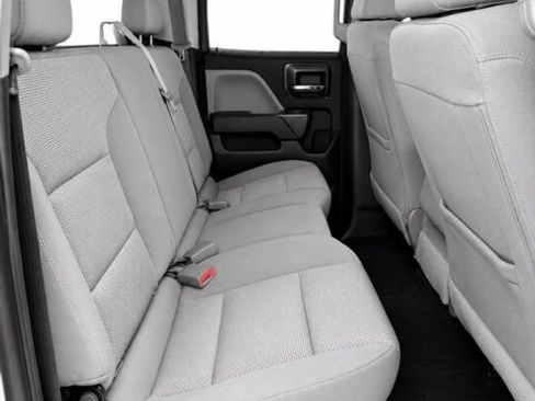 Used 2017 Chevrolet Silverado 1500 W/T RWD image 17