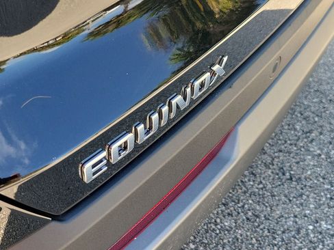 Used 2026 Chevrolet Equinox LT FWD image 6