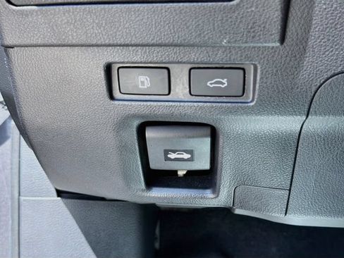 Used 2024 Lexus ES 300h w/ Technology Package FWD image 45