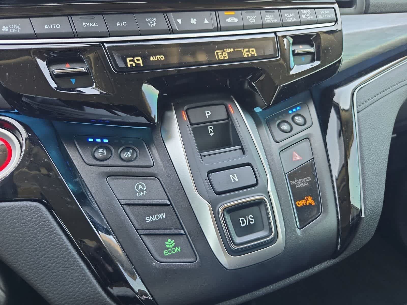 Used 2025 Honda Odyssey Elite image 32