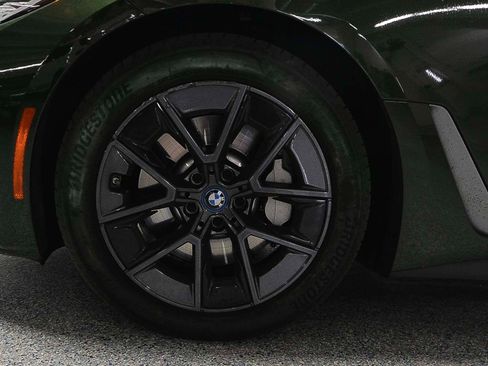 Used 2023 BMW i4 eDrive40 w/ Premium Package image 5