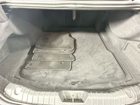 Certified 2024 Jaguar XF R-Dynamic SE image 29