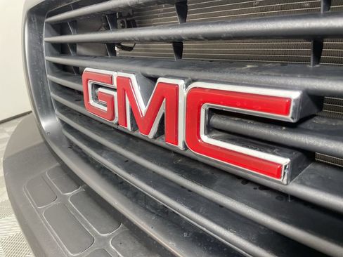 New 2025 GMC Savana 2500 w/ Driver Convenience Package RWD image 28