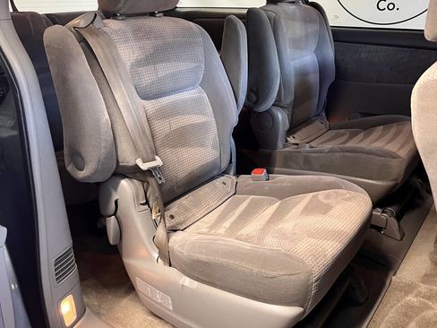Used 2008 Toyota Sienna LE image 21
