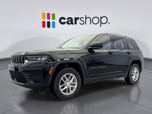Used 2023 Jeep Grand Cherokee Laredo w/ Luxury Tech Group I AWD/4WD image 1