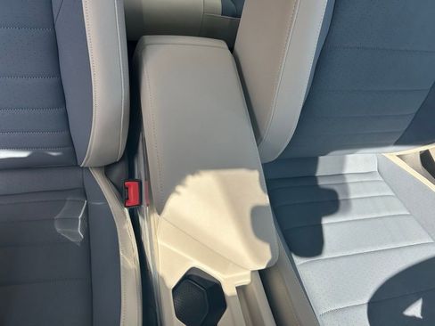 New 2026 Volkswagen Jetta SE image 33