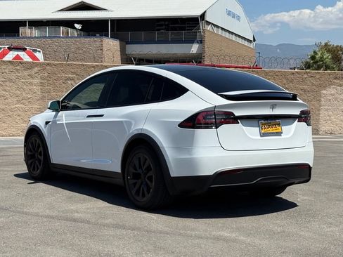 Used 2023 Tesla Model X AWD/4WD image 4