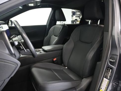 Used 2023 Lexus RX 350 Premium w/ Accessory Package AWD/4WD image 21