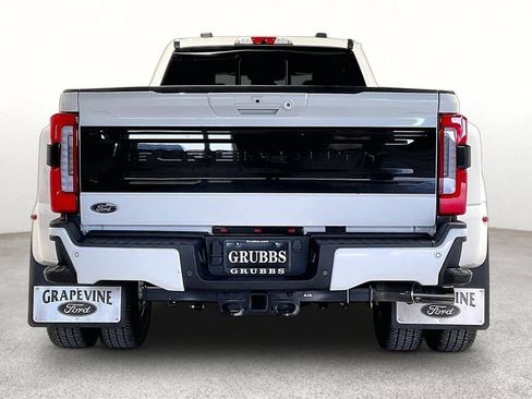 Used 2026 Ford F350 Platinum AWD/4WD image 5