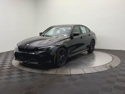 New 2026 BMW 330i xDrive Sedan w/ M Sport Package AWD/4WD image 9