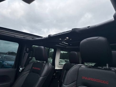 Used 2023 Jeep Wrangler Unlimited Rubicon w/ Xtreme 35 Tire Package AWD/4WD image 14