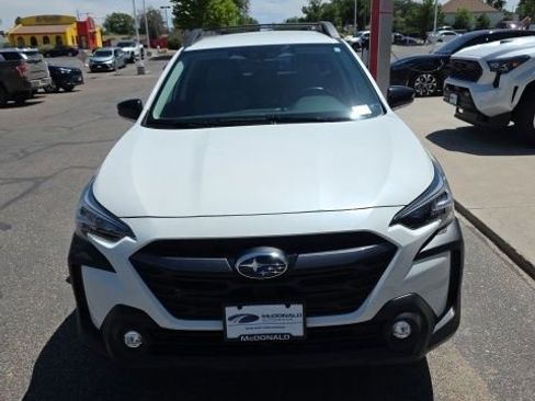 Used 2023 Subaru Outback Premium AWD/4WD image 8