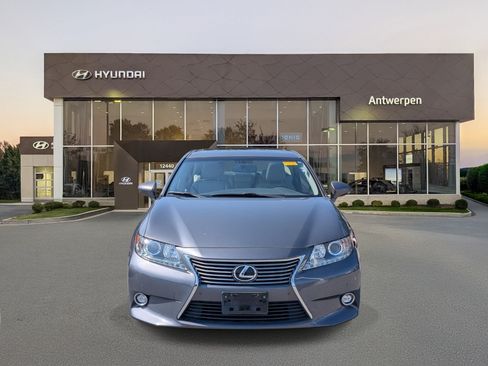 Used 2014 Lexus ES 350 w/ Luxury Package FWD image 8