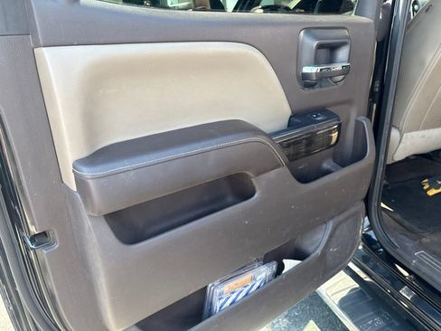 Used 2016 GMC Sierra 2500 Denali w/ Duramax Plus Package AWD/4WD image 16