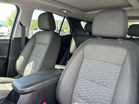 Used 2019 Chevrolet Equinox LT AWD/4WD image 23