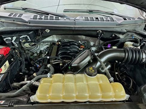 Used 2019 Ford F150 Lariat image 32