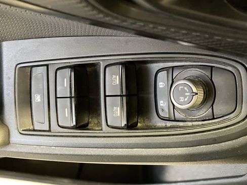 Used 2022 Subaru Crosstrek 2.5i Sport image 16