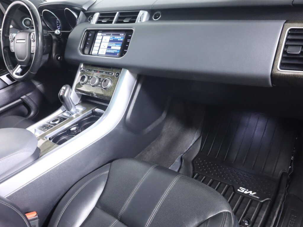 Used 2015 Land Rover Range Rover Sport SE AWD/4WD image 43