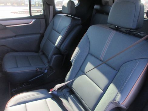 New 2026 GMC Acadia AT4 image 14