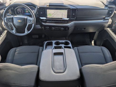 Used 2026 Chevrolet Silverado 1500 LT AWD/4WD image 14