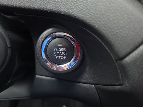 Used 2023 Subaru Ascent Premium w/ Convenience Package image 27