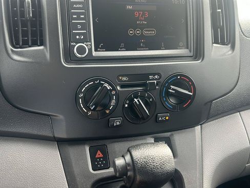 Used 2020 Nissan NV200 SV FWD image 28