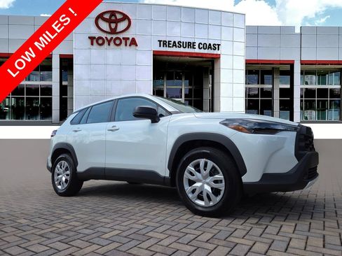 Used 2026 Toyota Corolla Cross L FWD image 1