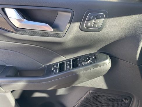 New 2025 Ford Escape ST-Line Select w/ Tech Pack #2 image 10