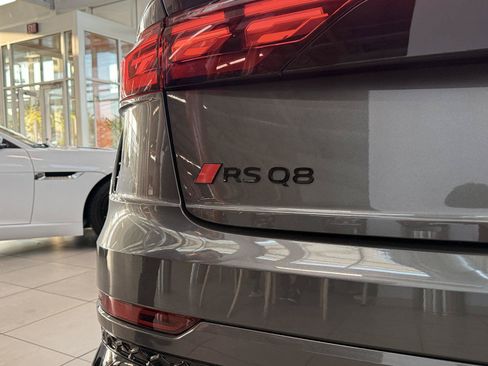 Used 2026 Audi RS Q8 performance AWD/4WD image 8