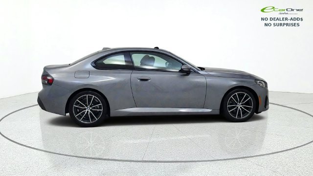 Used 2025 BMW 230i Coupe RWD image 9