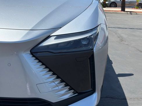 Used 2023 Lexus RZ 450e Premium w/ Technology Package AWD/4WD image 13