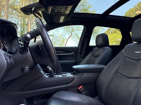 Used 2020 Cadillac XT5 Premium Luxury AWD/4WD image 22