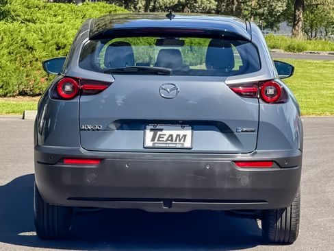 Used 2022 MAZDA MX-30 Electric w/ Premium Plus Pkg FWD image 5